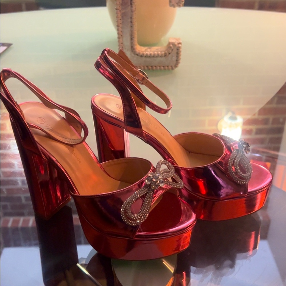 Wild Diva Platform Heel